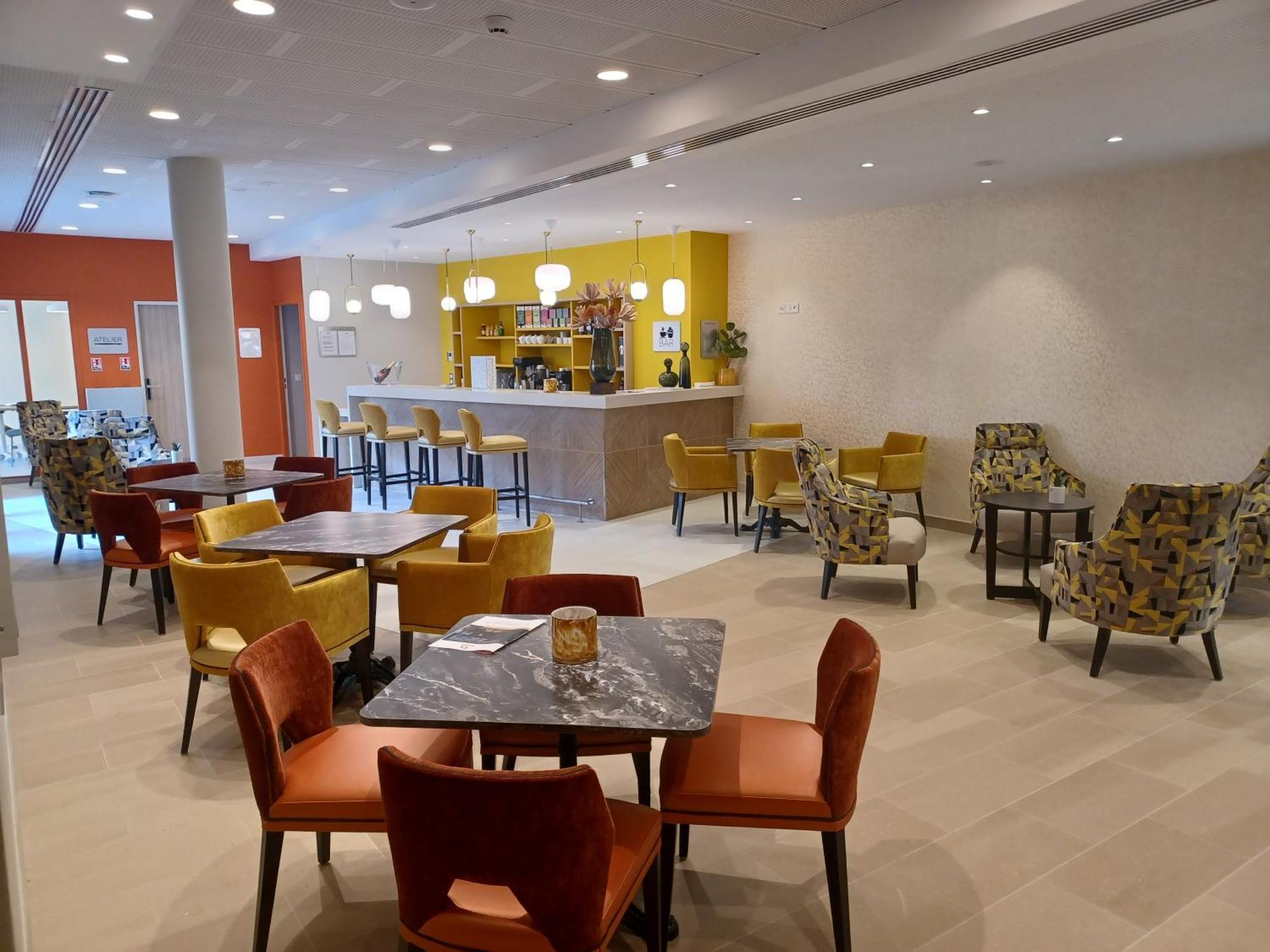 Domitys La Clef Des Arts Aparthotel Chalons-en-Champagne Exterior photo